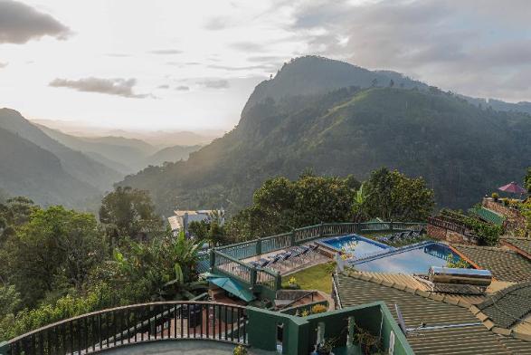Volunteer at Our Eco-Friendly Hostel in Ella 🌿