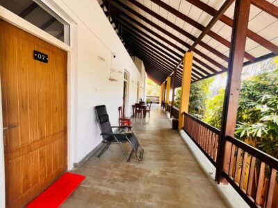 🌊 Volunteer at our nice Hostel in Mirissa, Sri Lanka 🇱🇰
