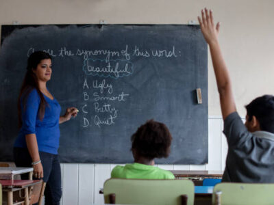 Help teach English to little angels
